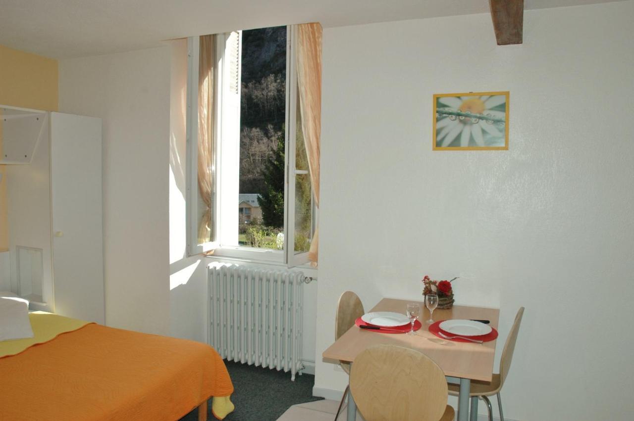 Appart Le Chili- Quartier Thermal- Lit Fait Luz-Saint-Sauveur Ruang foto